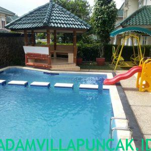 villa puncak 4 kamar kolam renang pribadi