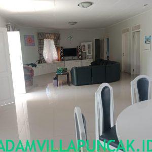 Villa Minimalis 6 Kamar Kolam Renang Pribadi