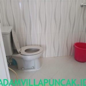 Villa Minimalis 6 Kamar Kolam Renang Pribadi