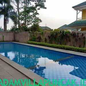 sewa villa di puncak ada kolam renang