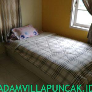 villa puncak untuk 30 orang