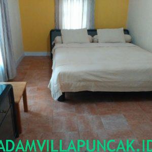 villa puncak untuk 30 orang
