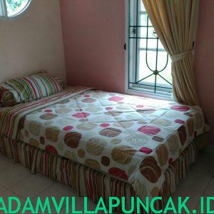 villa puncak untuk 30 orang