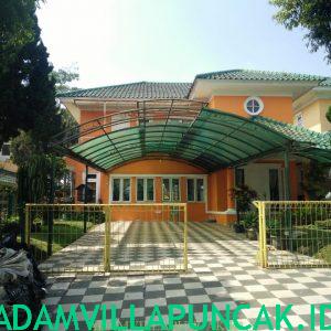 sewa villa di puncak ada kolam renang