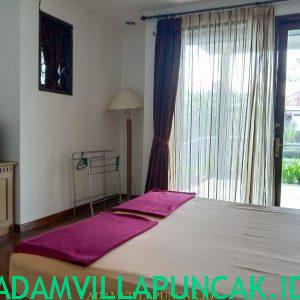 Villa 14, Sewa Villa Di Puncak View Bagus