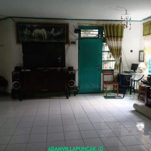 Villa Hijau Puncak 5 Kamar Fasilitas Kolam Renang, Karaoke & Billiard