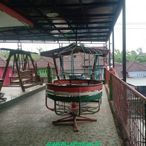 Villa Hijau Puncak 5 Kamar Fasilitas Kolam Renang, Karaoke & Billiard