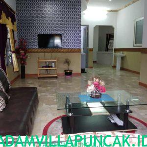 villa dn puncak 6 kamar kolam renang pribadi