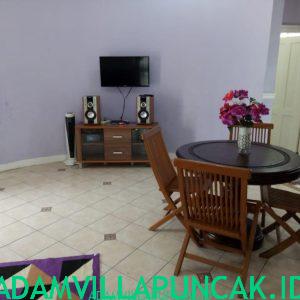 villa ungu puncak 2 kamar tidur