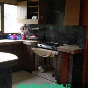 villa ciloto 5 kamar Kolam Renang Pribadi Karaoke