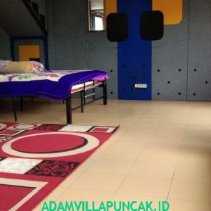villa ciloto 5 kamar Kolam Renang Pribadi Karaoke