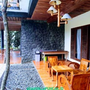 Villa Puncak 4 Kamar Kolam Renang, Aula & Karaoke
