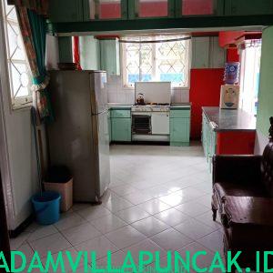 villa geulis puncak kolam renang pribadi