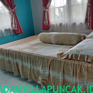 villa geulis puncak kolam renang pribadi