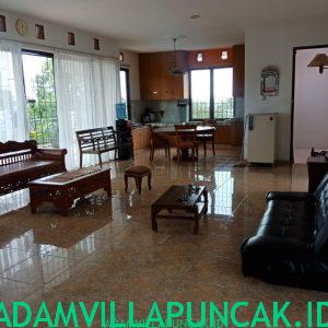 villa mewah di puncak