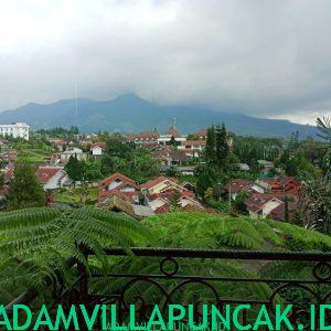 villa mewah di puncak