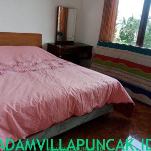 villa mewah di puncak
