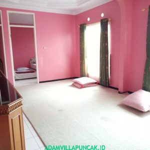 villa cipendawa puncak 6 kamar kolam renang pribadi