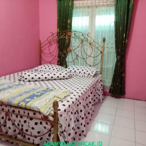 villa cipendawa puncak 6 kamar kolam renang pribadi