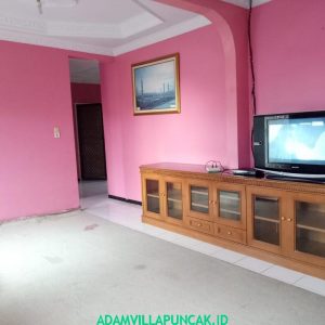 villa cipendawa puncak 6 kamar kolam renang pribadi