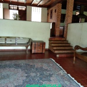 Villa Jeprah Puncak Kolam Renang, Karaoke, Billiard