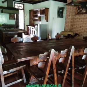 Villa Jeprah Puncak Kolam Renang, Karaoke, Billiard