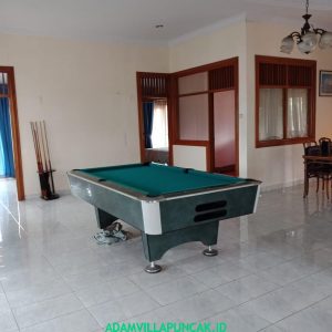 Villa Taman Bunga Nusantara 4 Kamar Kolam Renang & Billiard