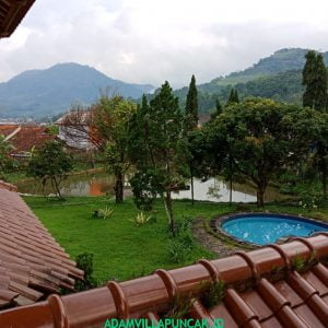 Villa Taman Bunga Nusantara 4 Kamar Kolam Renang & Billiard