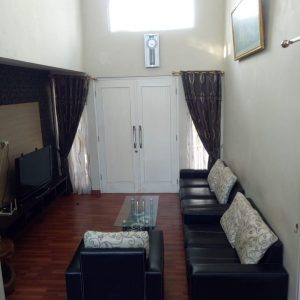 Villa Andri 6 Kamar, Di Cipanas Kolam Renang Pribadi
