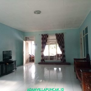 Villa Andri 6 Kamar, Di Cipanas Kolam Renang Pribadi