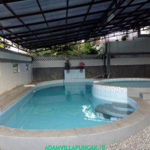 Villa Andri 6 Kamar, Di Cipanas Kolam Renang Pribadi