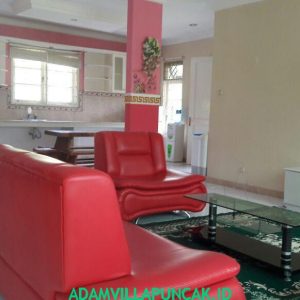 villa di puncak untuk 40 orang