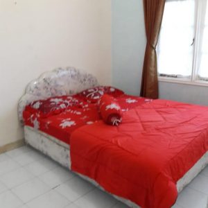 villa di puncak untuk 40 orang