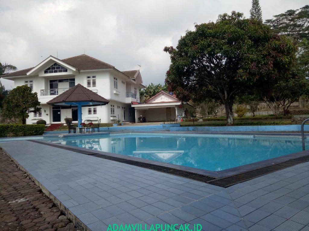 villa di puncak tipe SRJ 8 Kamar