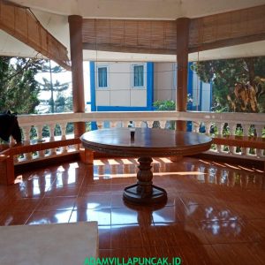 Villa Monza 2 Kamar View Bagus