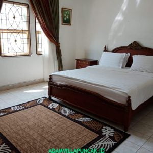 Villa Viktoria Puncak 4 Kamar Kolam Renang Pribadi