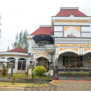 villa mewah di puncak dengan private pool