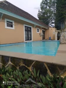 villa indian 3 kamar kota bunga kolam renang pribadi