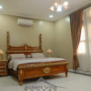 villa mewah di puncak dengan private pool