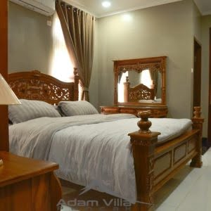 villa mewah di puncak dengan private pool