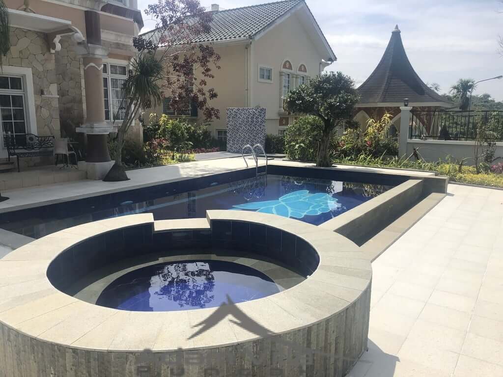 villa puncak private pool