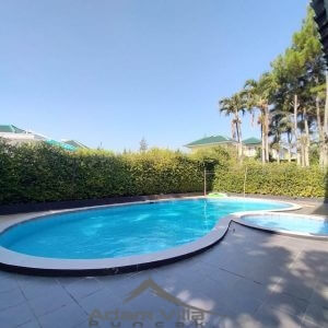 Villa Aang Puncak 5 Kamar Kolam Renang Pribadi