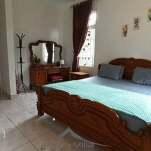 Villa Liverpool 3 Kamar 12