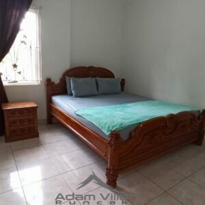 Villa Liverpool 3 Kamar 9