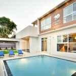 Villa ALW Puncak 3 Bedrooms Private Pool Mewah