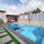 Villa Seruni Minimalis Puncak 4 Kamar Private Pool, Karaoke