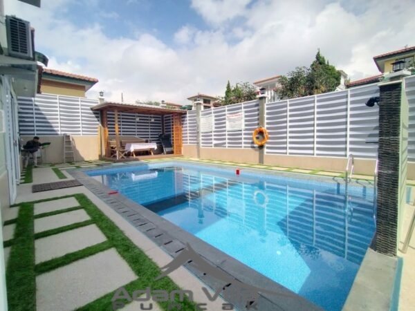 Villa Seruni Minimalis Puncak 4 Kamar Private Pool & Karaoke