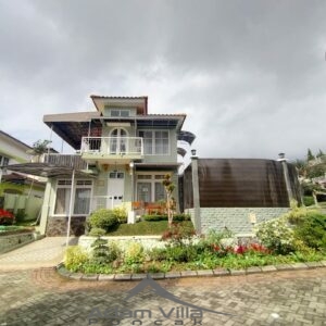 Villa Seruni Minimalis Puncak 4 Kamar Private Pool & Karaoke