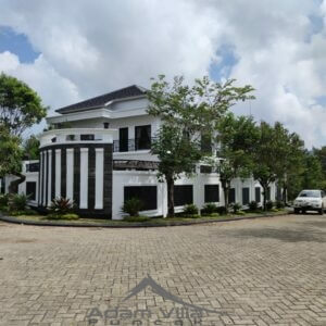 Villa MN Puncak 6 Kamar Mewah Bangunan Baru