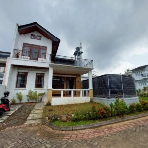 Villa Montana Kota Bunga 3 Kamar Private Pool
